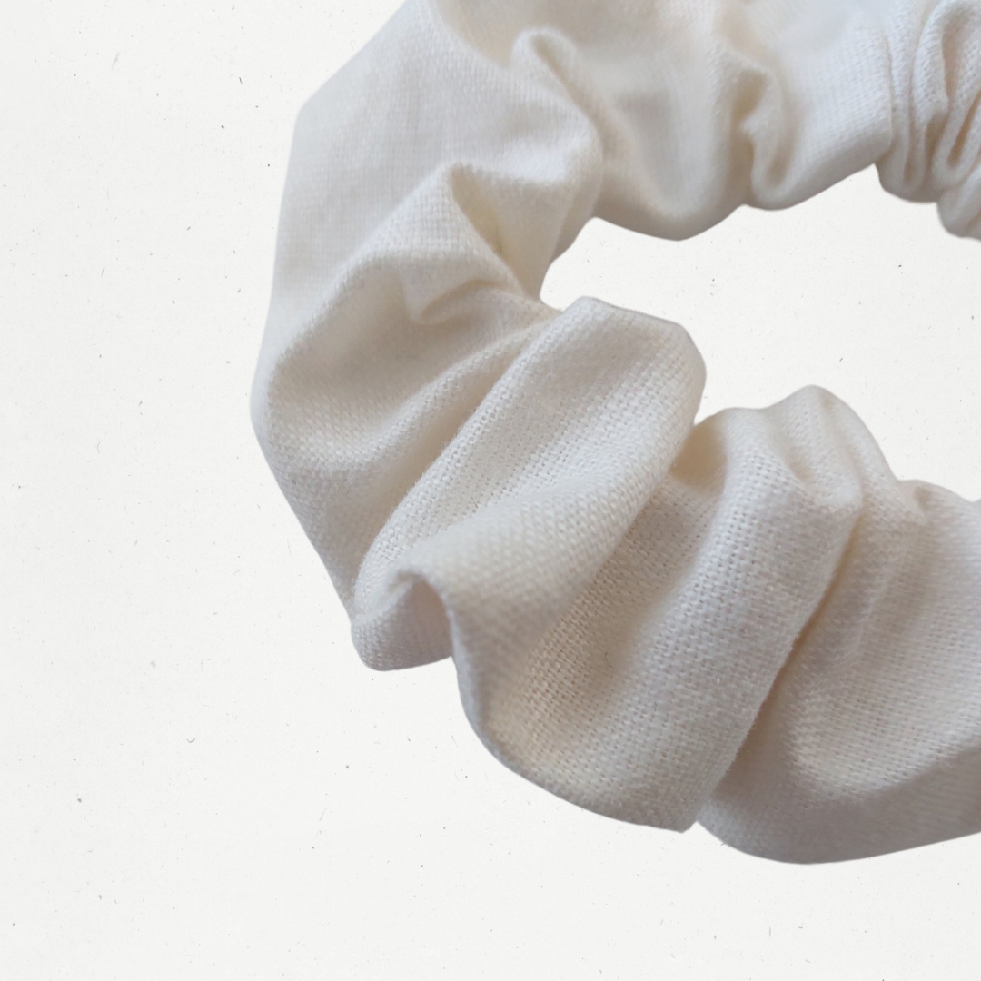 Mum & Mini Linen Scrunchie Set