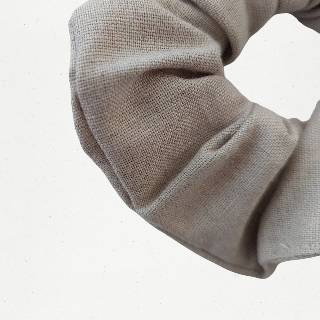 Mum & Mini Linen Scrunchie Set