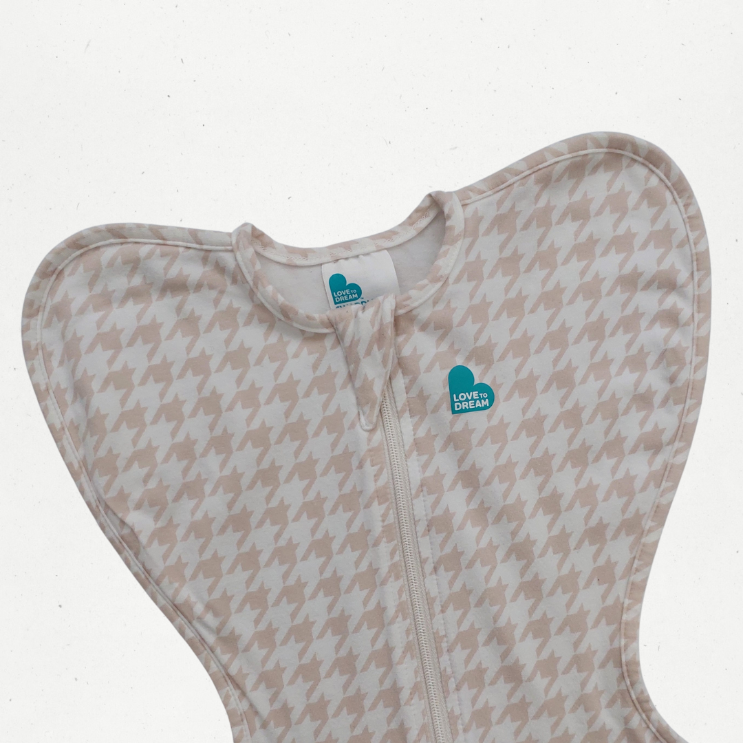 Love to Dream 1.0 Tog Swaddle